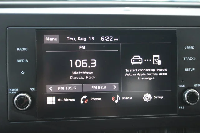 Used 2023 White Kia LX image 5