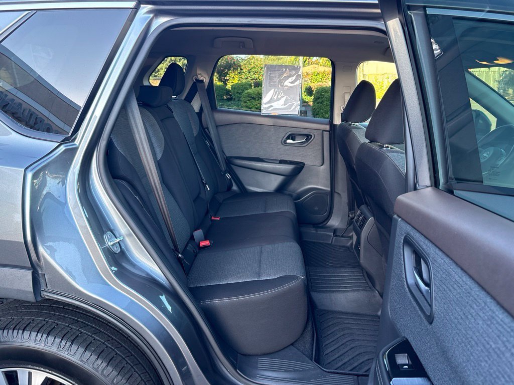 Used 2022 Gun Metallic Nissan SV image 25