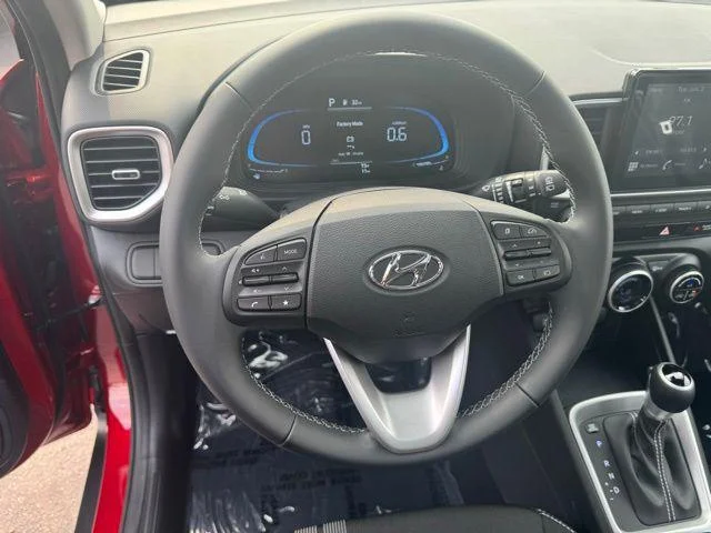 2025 Hyundai Venue SEL - Photo 51