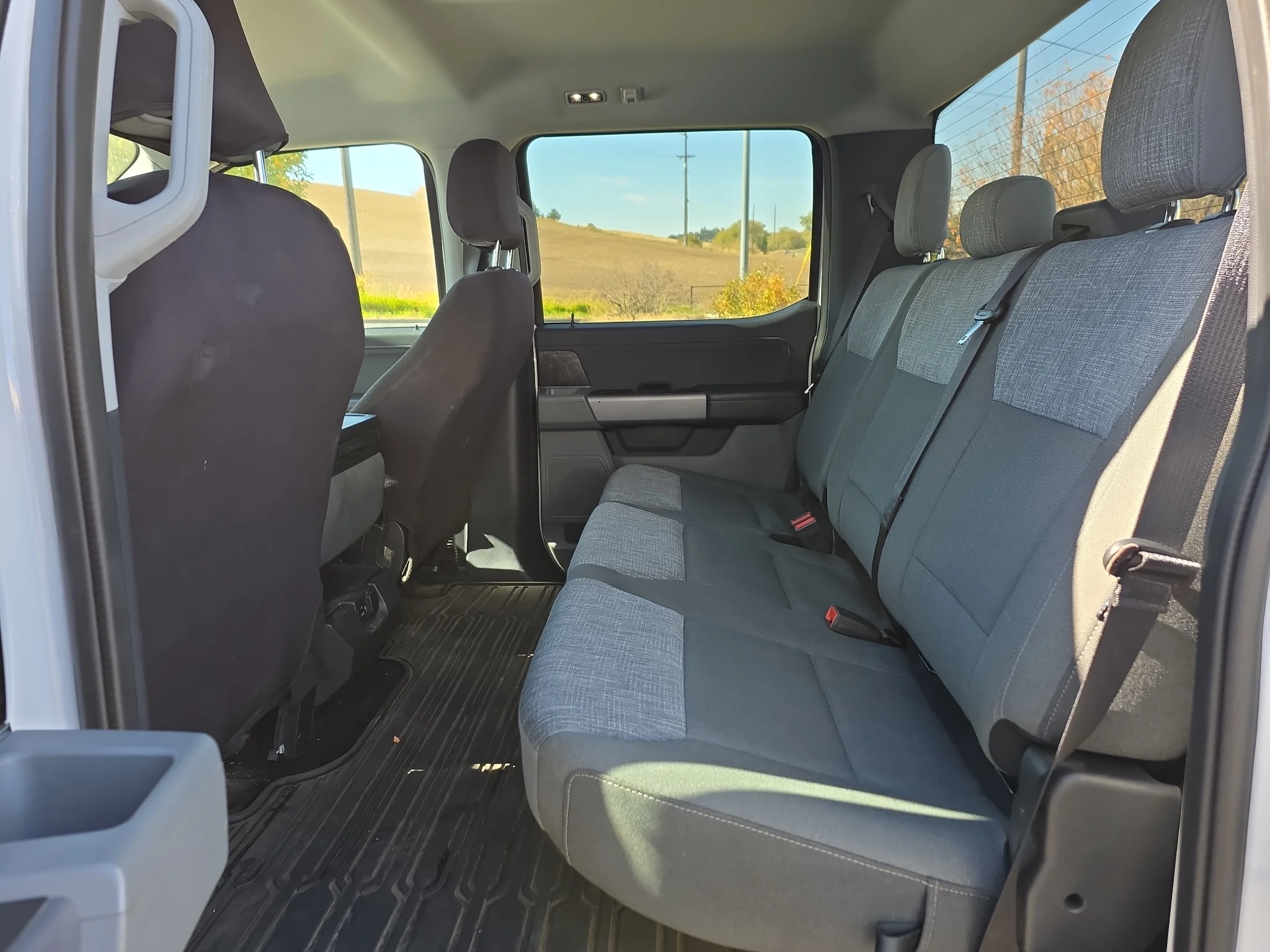 Certified Used 2023 Oxford White Ford XLT image 13
