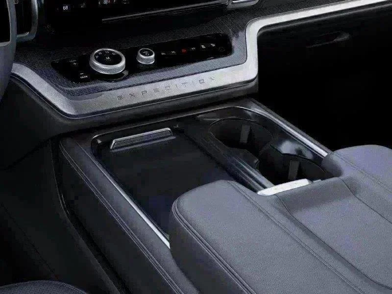 New 2027 Agate Black Ford Platinum image 26