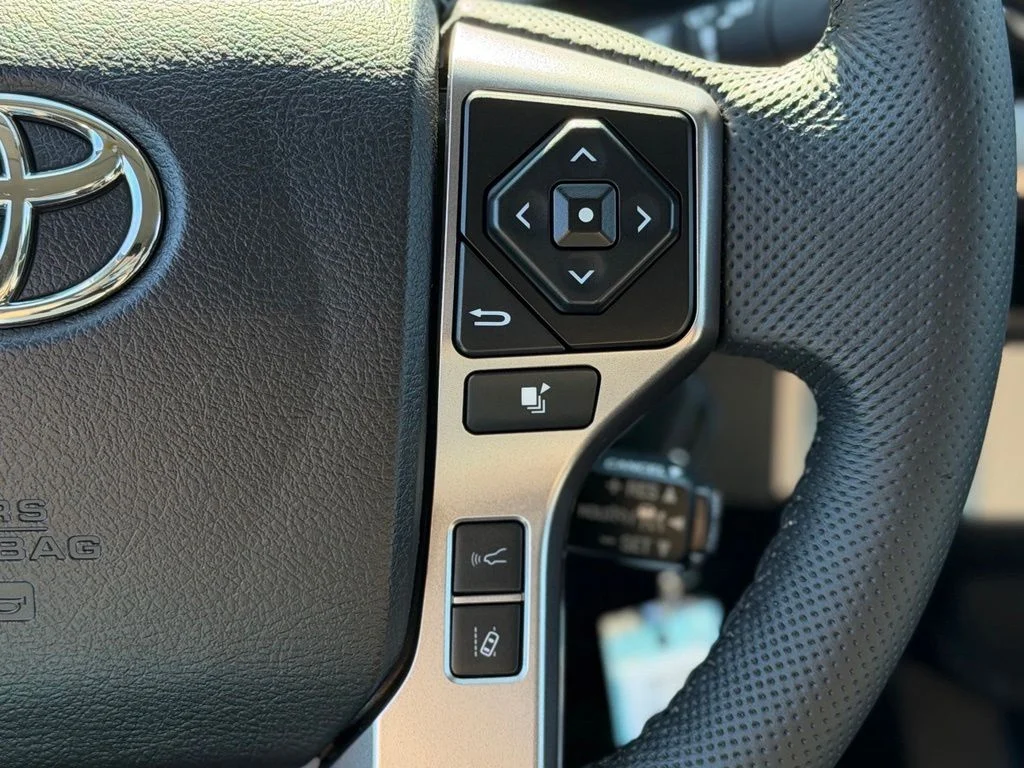 Used 2022 Black Toyota SR5 image 10