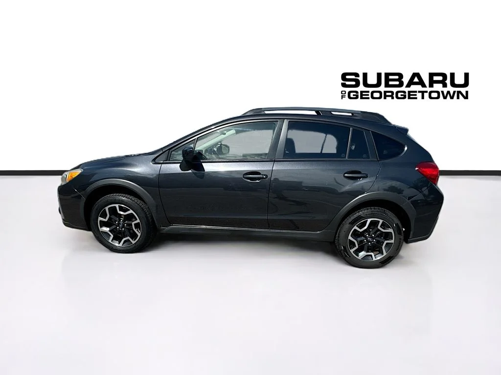 Used 2017 Gray Subaru 2.0i Premium image 4