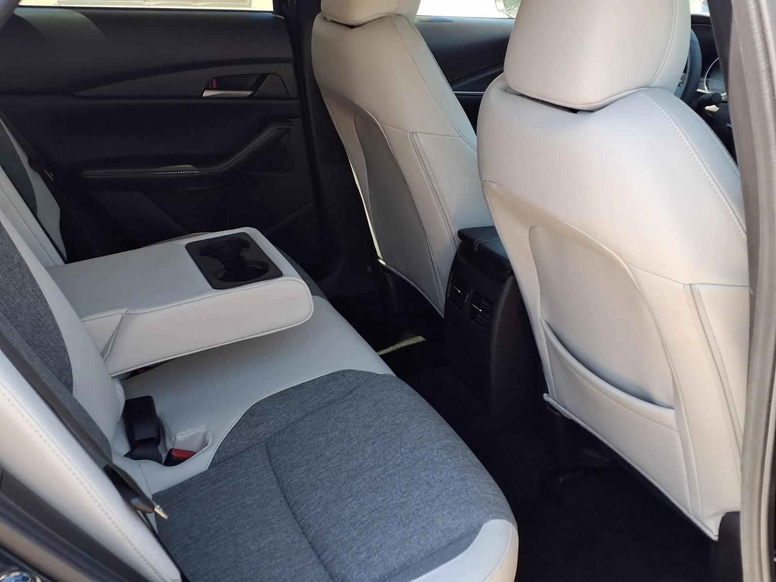 2026 Mazda CX-30 Aire Edition - Photo 20