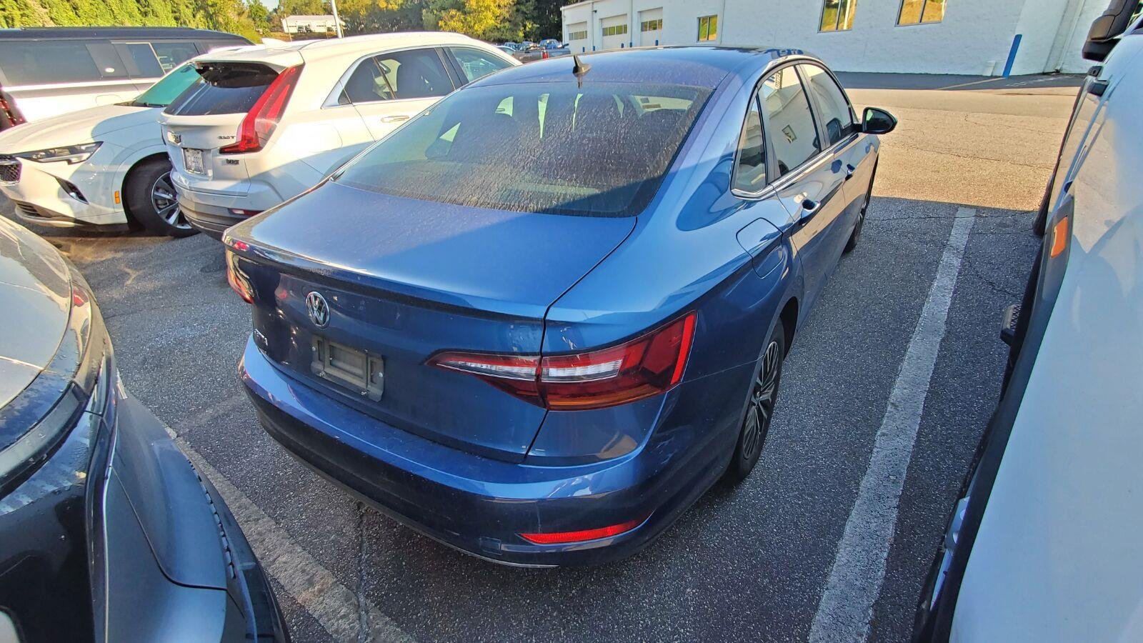 Used 2019 Blue Silk Metallic Volkswagen S image 9
