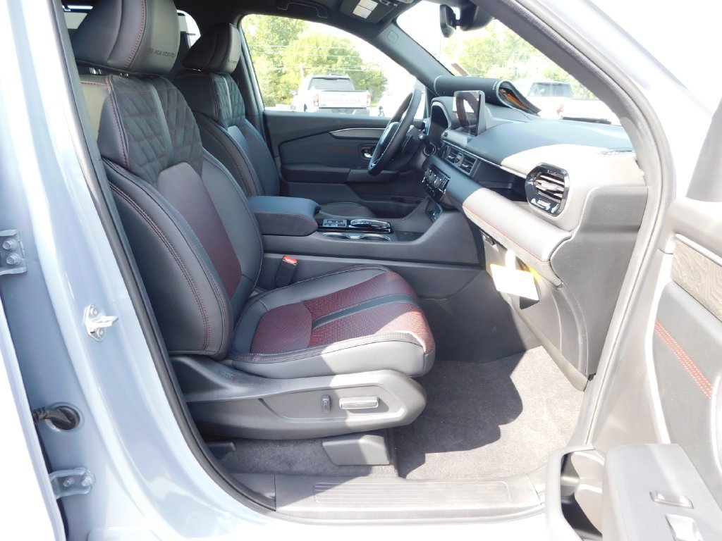 New 2026 Sonic Gray Pearl Honda Black Edition image 18
