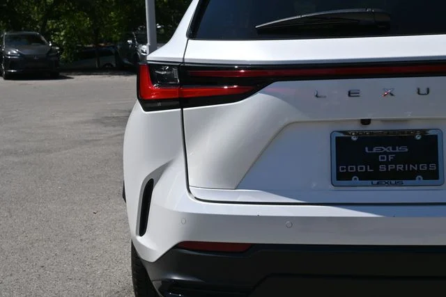 Certified Used 2025 EMINENT WHITE PEARL Lexus 250 Premium image 5