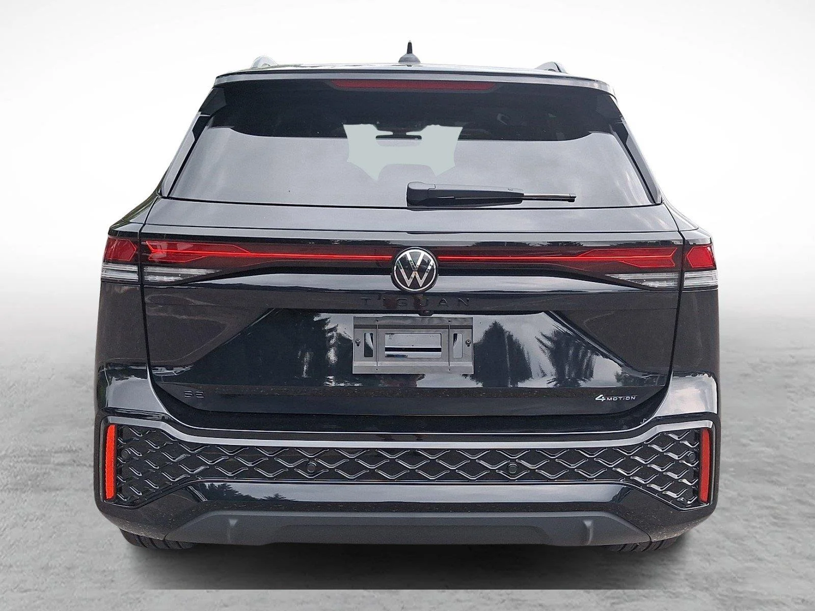 New 2026 2T2T/BLACKPEARL Volkswagen SE R-Line Black image 5
