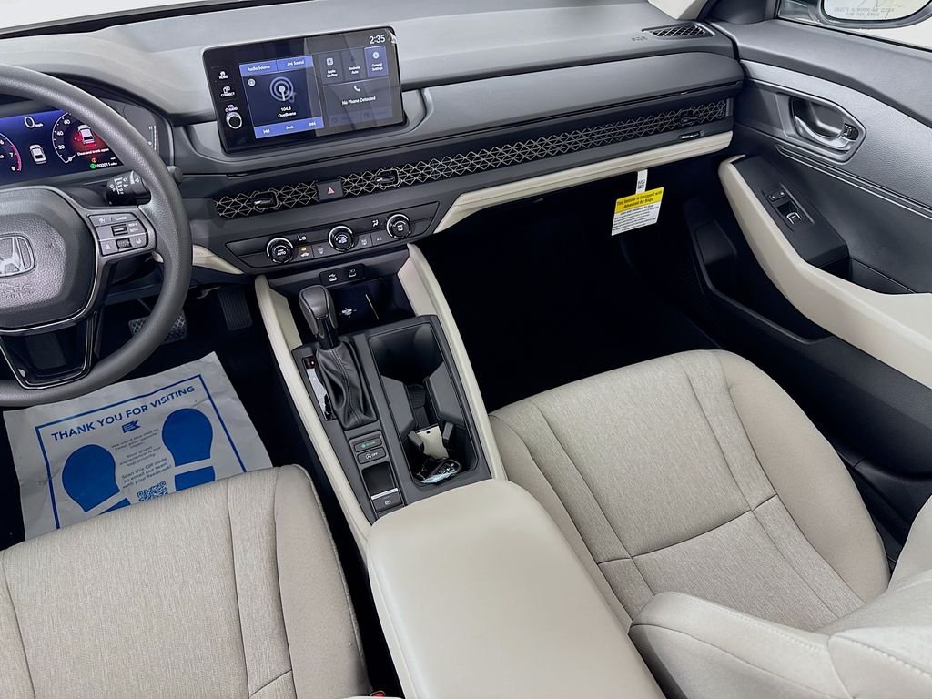 New 2026 Platinum White Pearl Honda LX image 27