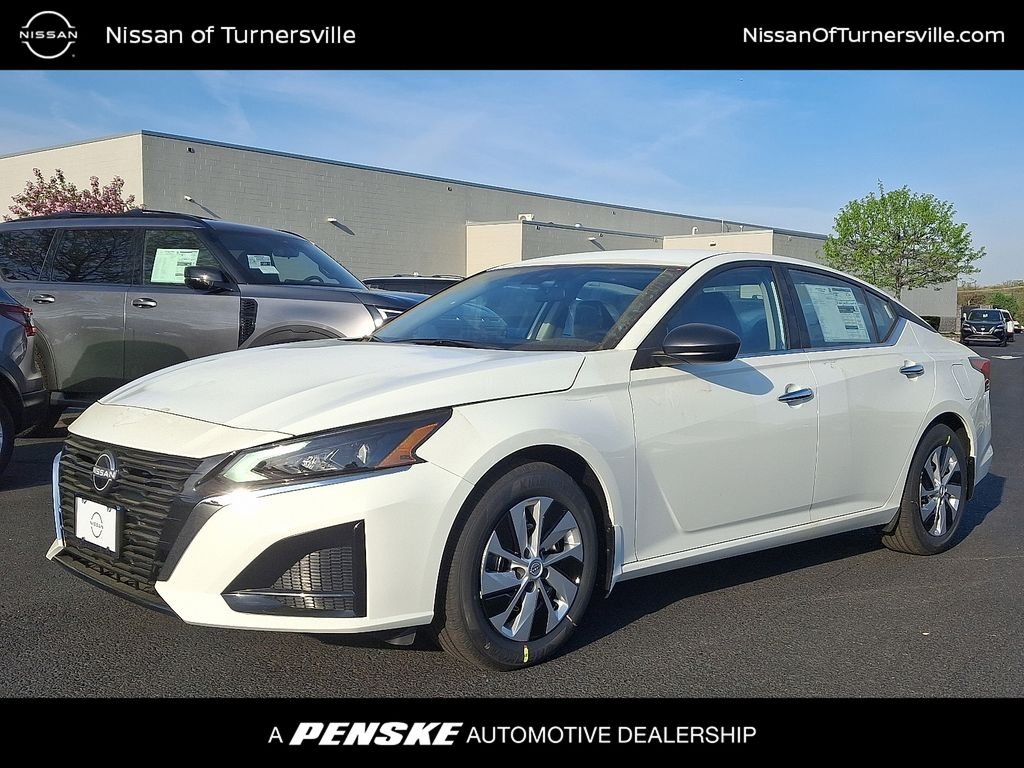 2025 Nissan Altima