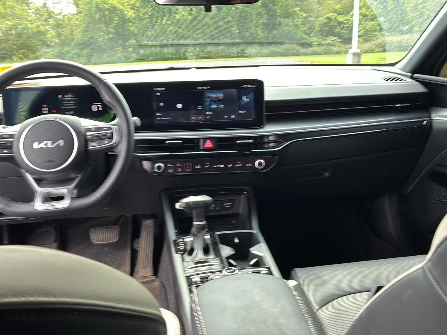 Used 2025 Wolf Gray Kia GT-Line image 16