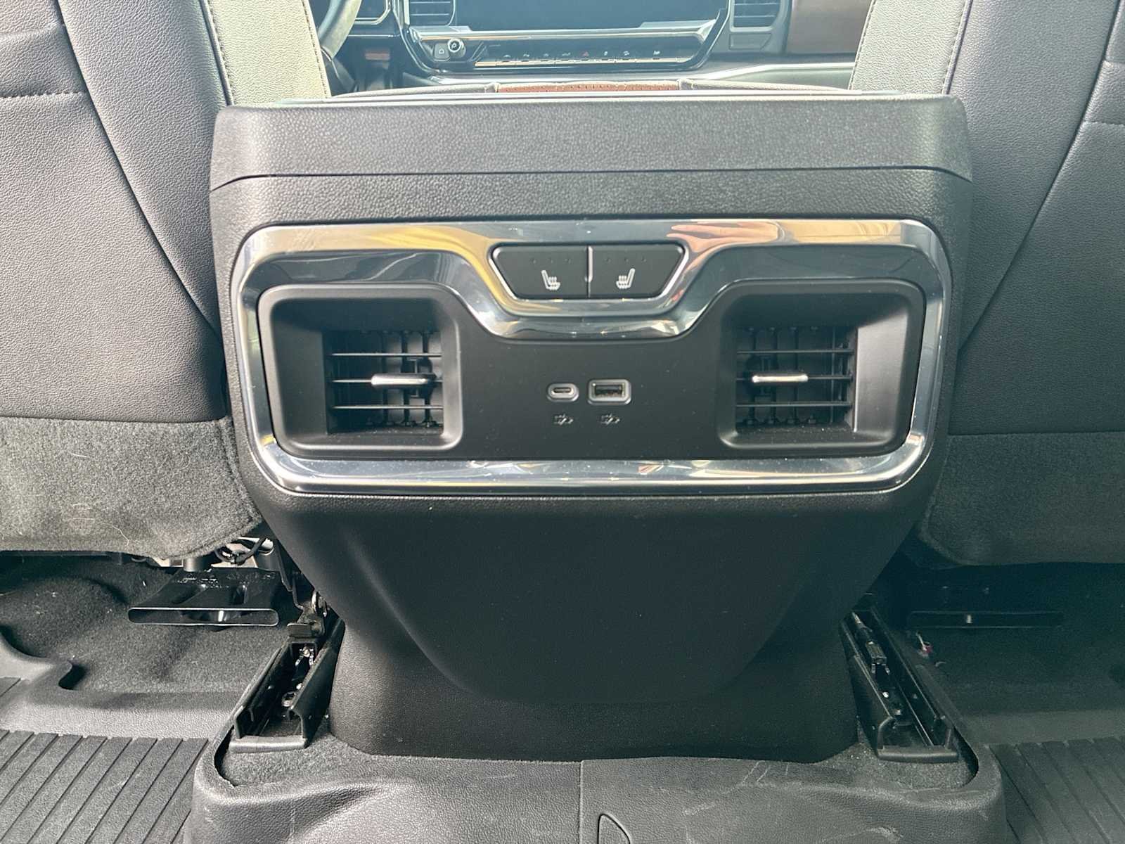 2023 Chevrolet Silverado 1500 High Country - Photo 22