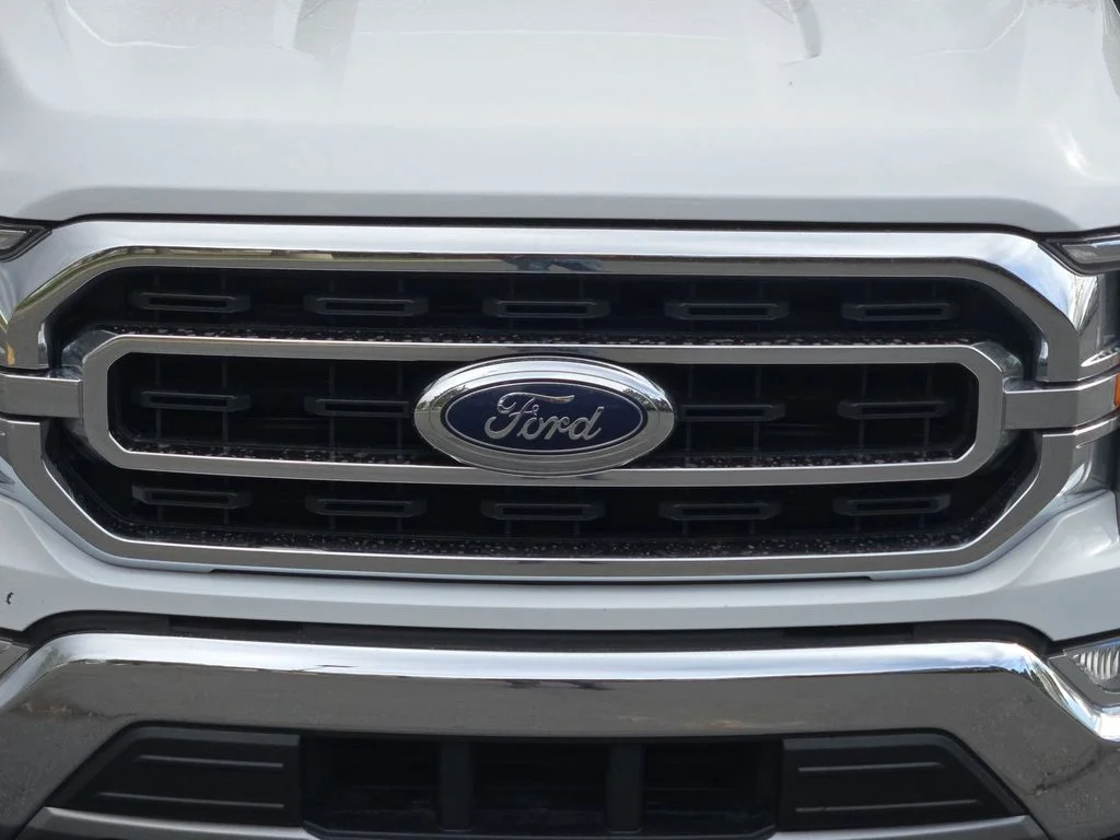 Used 2021 Oxford White Ford XLT image 18