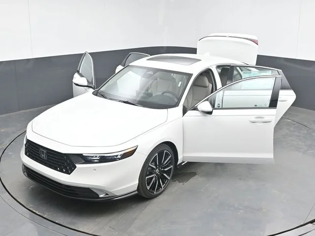 New 2026 Platinum White Pearl Honda Touring Hybrid image 54