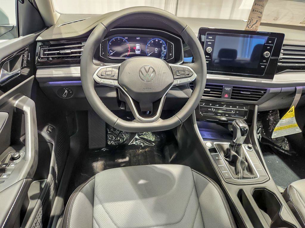 New 2027 Monument Gray Volkswagen 1.5T SEL image 11