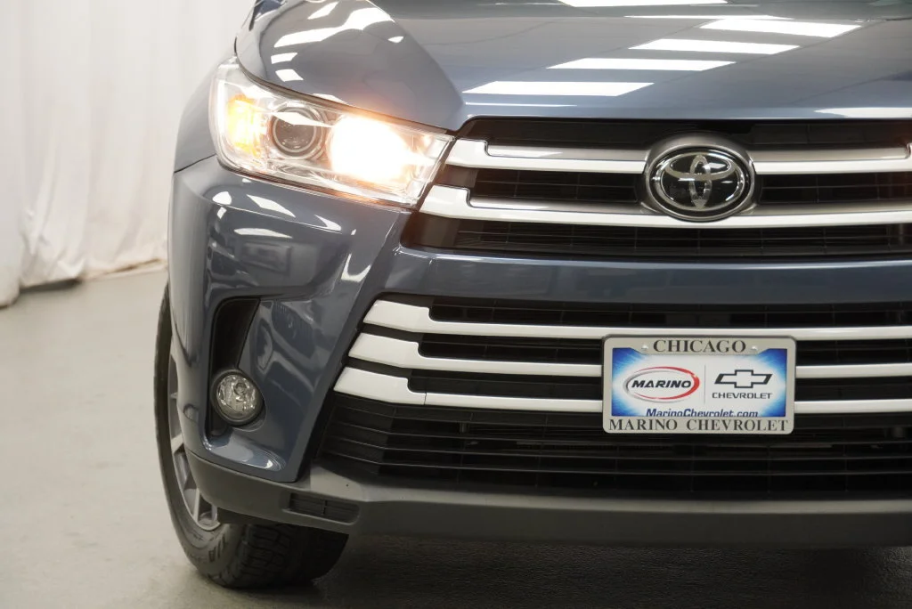 Used 2019 Blue Toyota XLE image 10