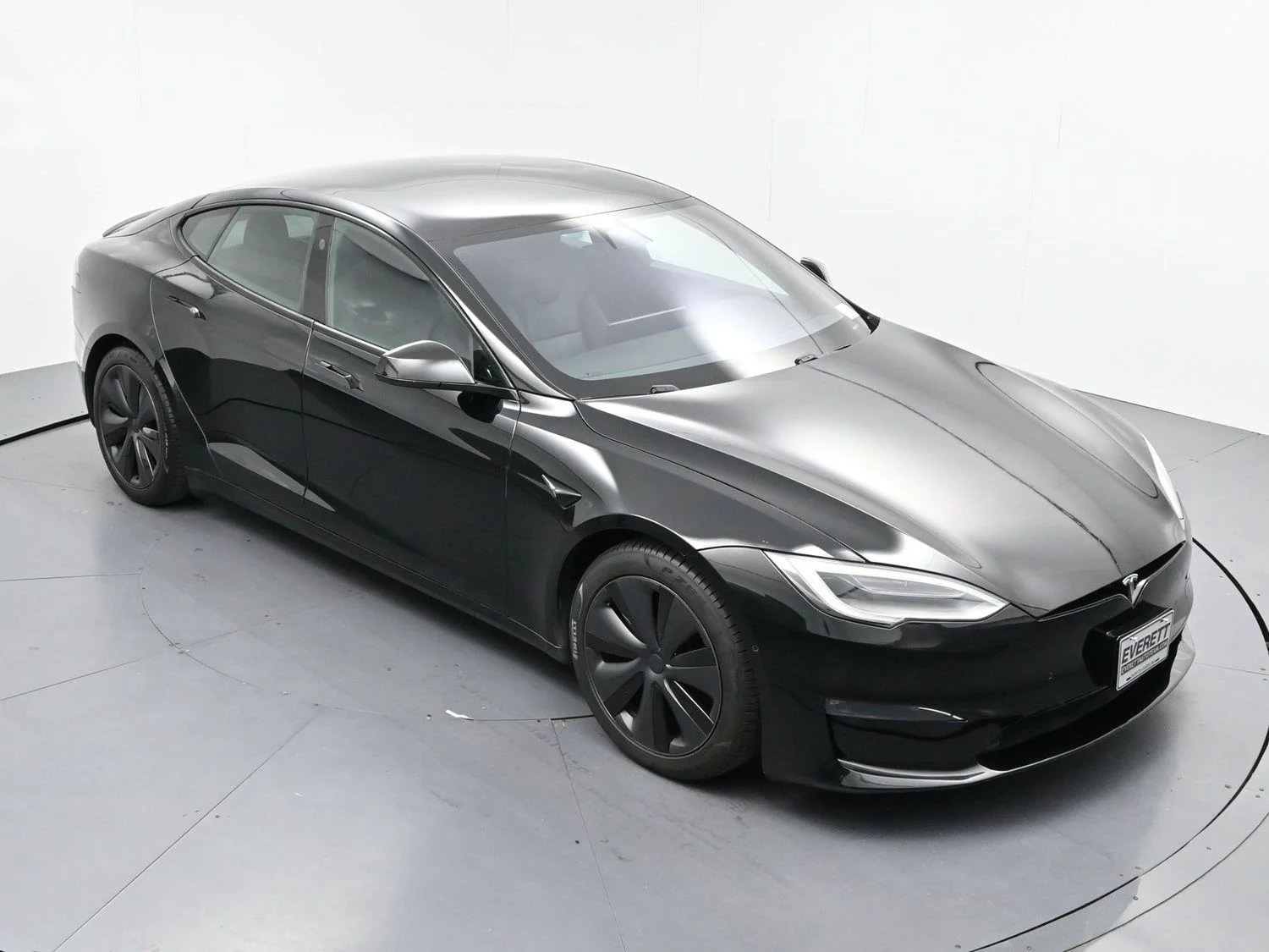 Used 2021 Black Tesla Plaid image 32