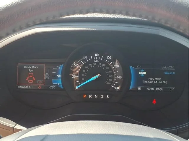 Used 2024  Ford SEL image 13