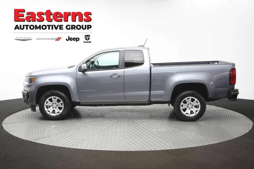 Used 2021 Gray Chevrolet LT image 57