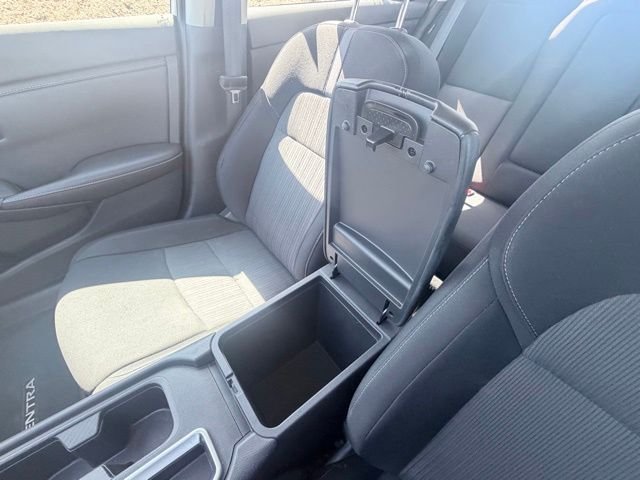 2022 Nissan Sentra SV - Photo 18