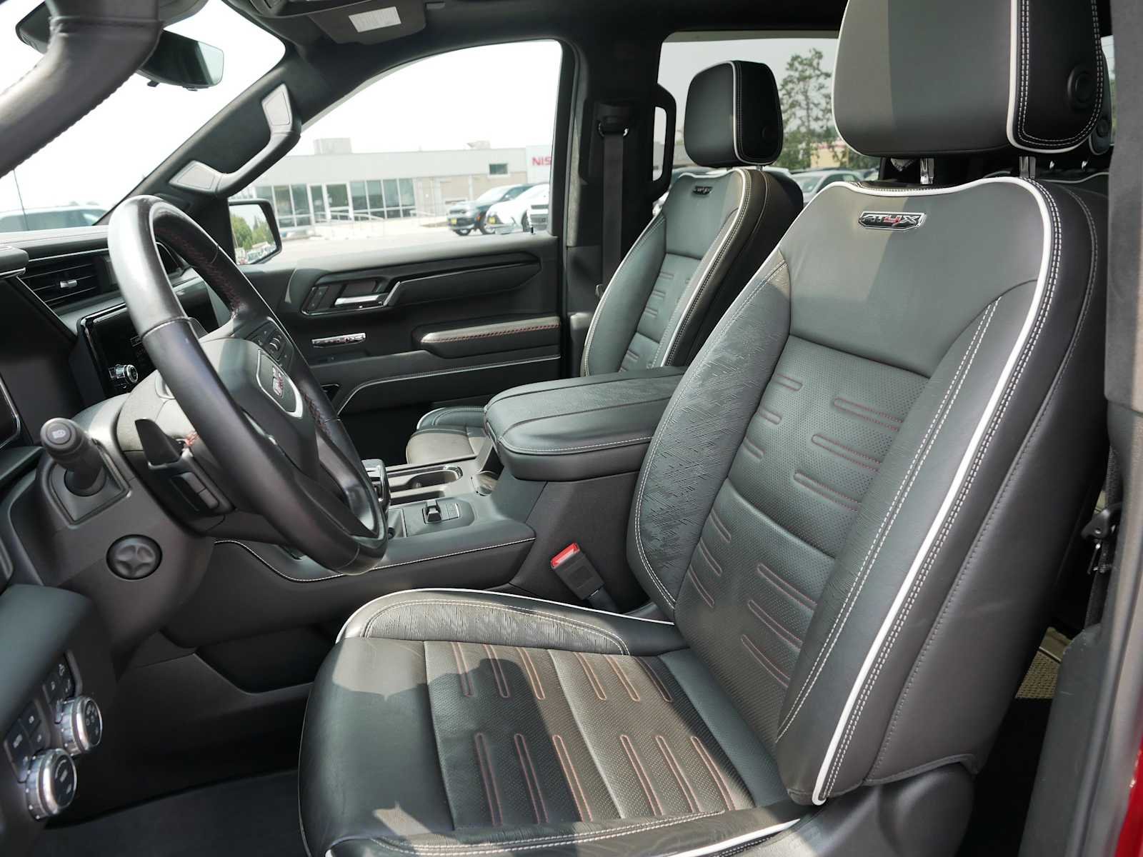 2024 GMC Sierra 1500 AT4X - Photo 11