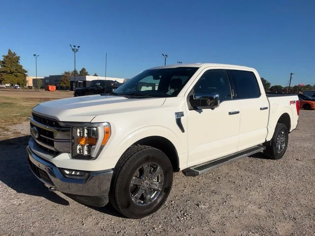 Used 2022 White Ford Lariat image 6