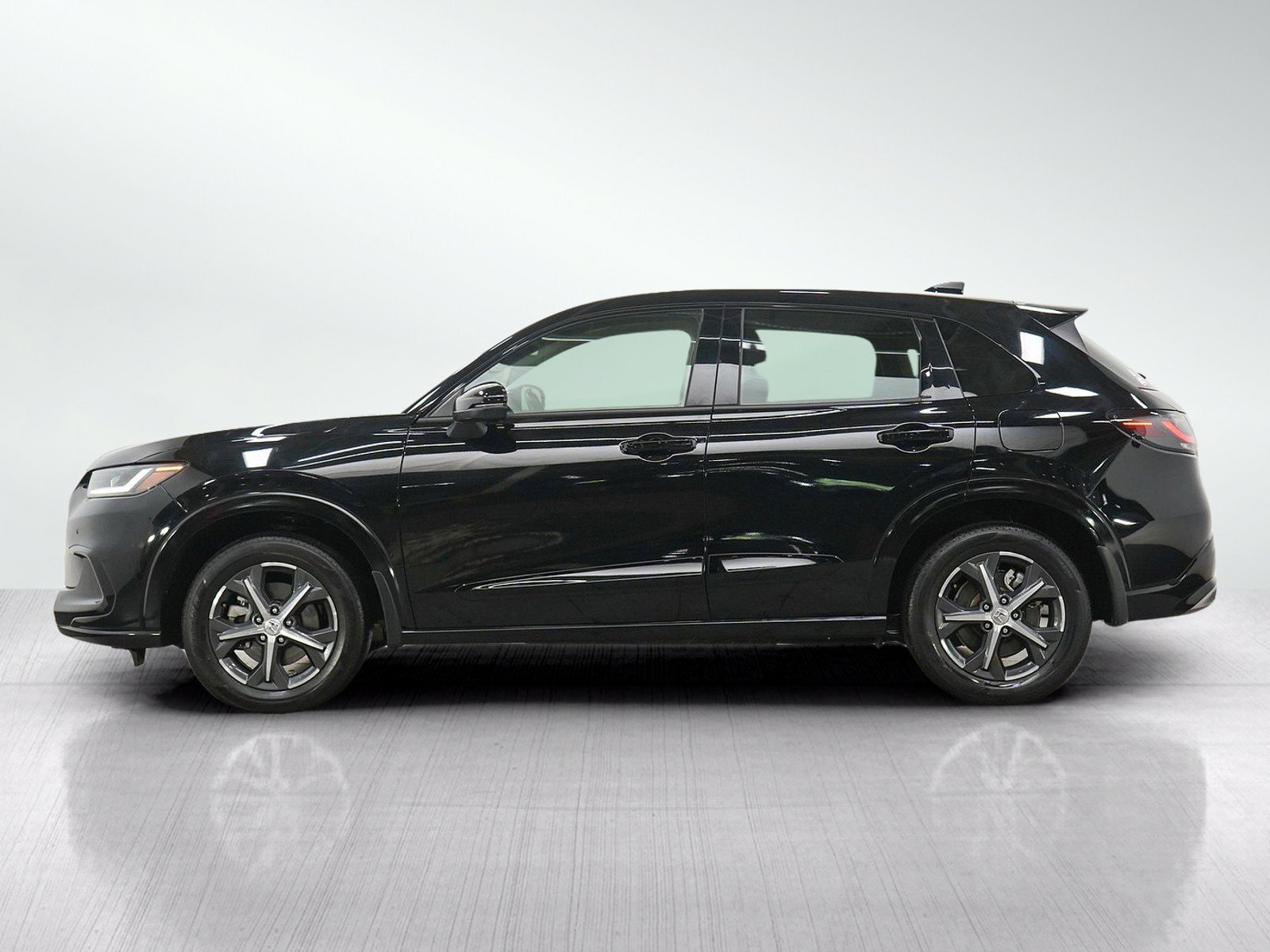 Used 2023 Black Honda EX-L image 2