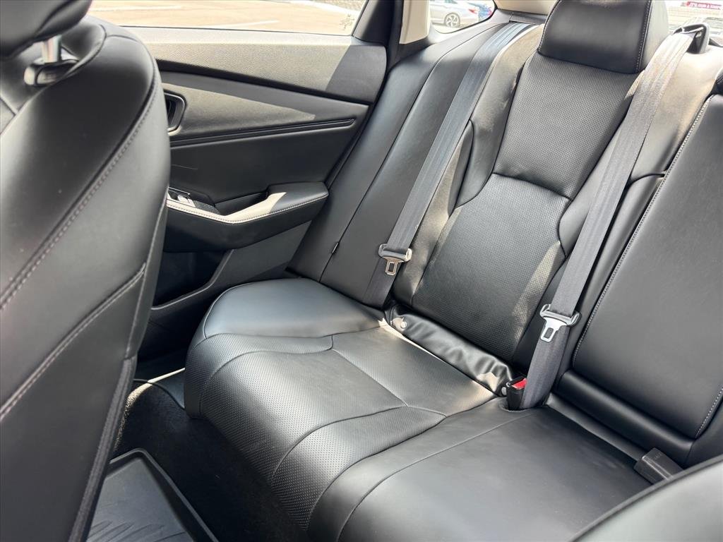 Used 2024 Crystal Black Pearl Honda Touring image 16