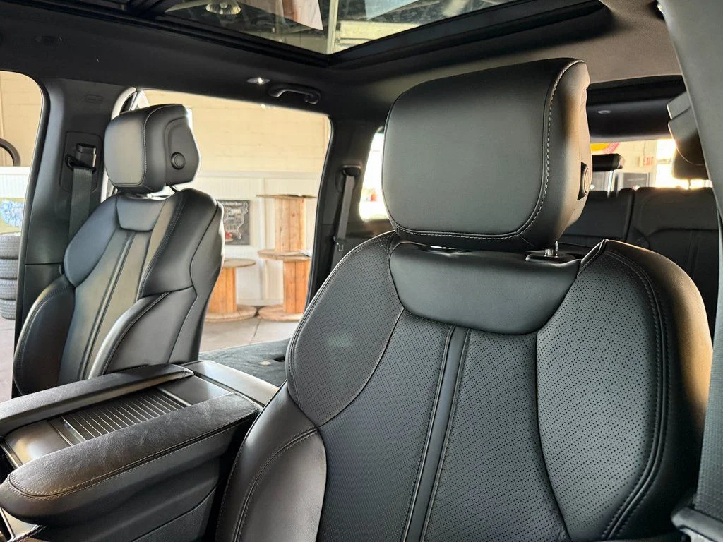 New 2025 Gray Jeep Series II image 36