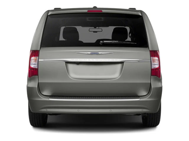 Used 2013 Cashmere Pearl Chrysler Touring image 10