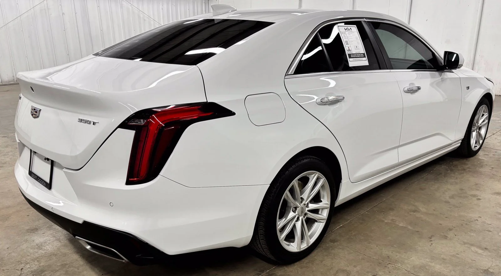Used 2024 White Cadillac Luxury image 6