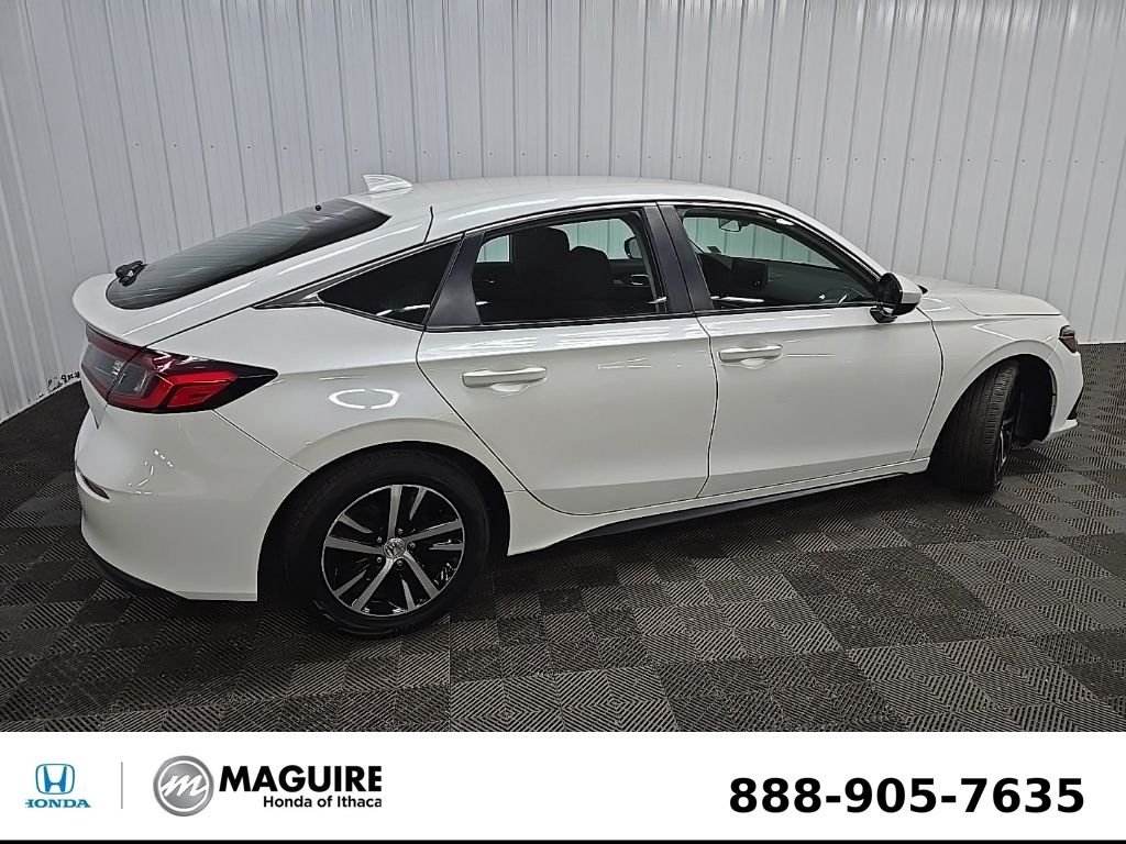 Used 2023 White Honda LX image 3