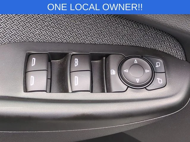 Used 2022 White Chevrolet LS image 14