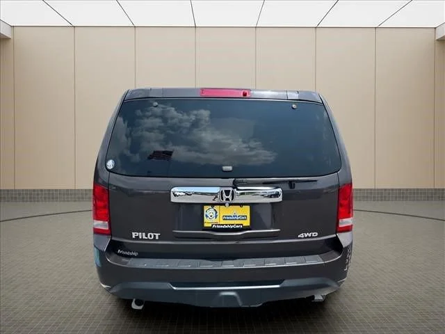 Used 2012 Beige Honda LX image 19