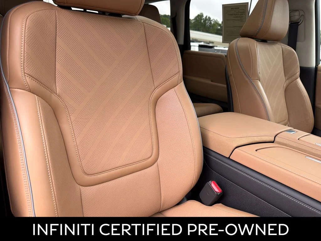 Certified Used 2026 Black Obsidian INFINITI LUXE image 43