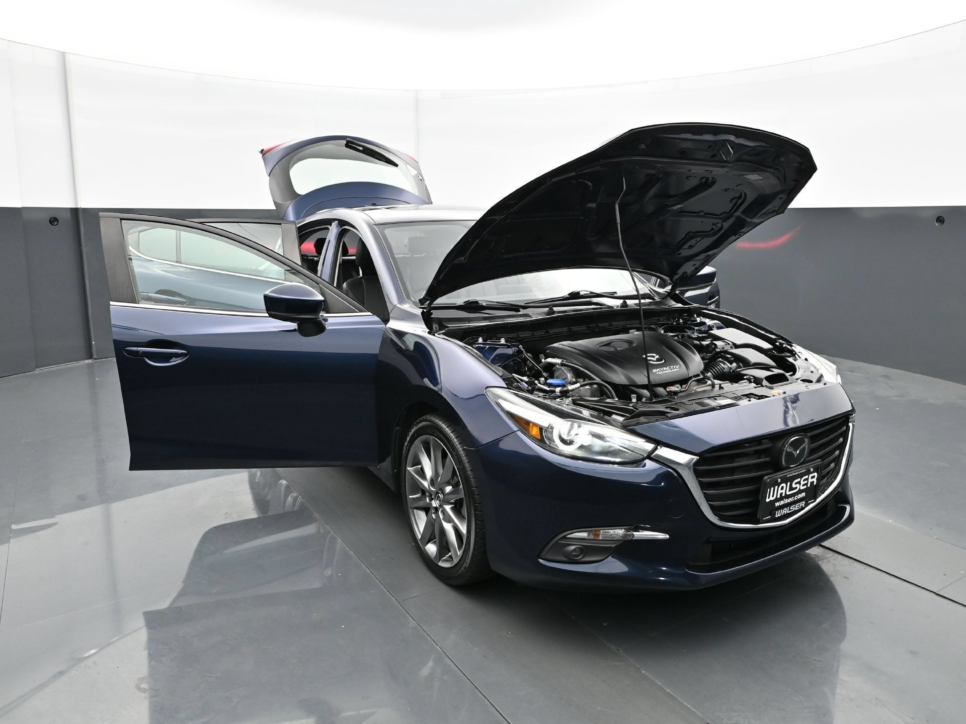 Used 2018 Deep Crystal Blue Mica Mazda Grand Touring image 43