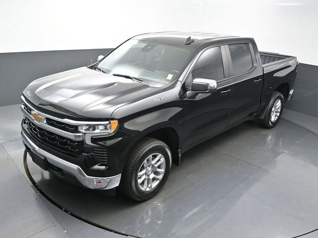 Used 2024 Black Chevrolet LT image 38