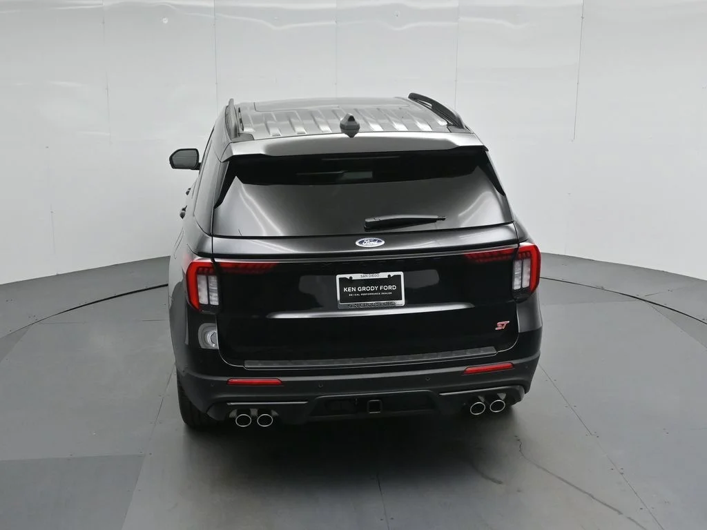 New 2026 Agate Black Metallic Ford ST image 41
