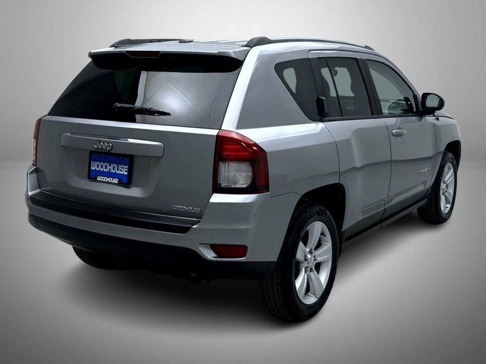 Used 2017 Silver Jeep Sport image 5