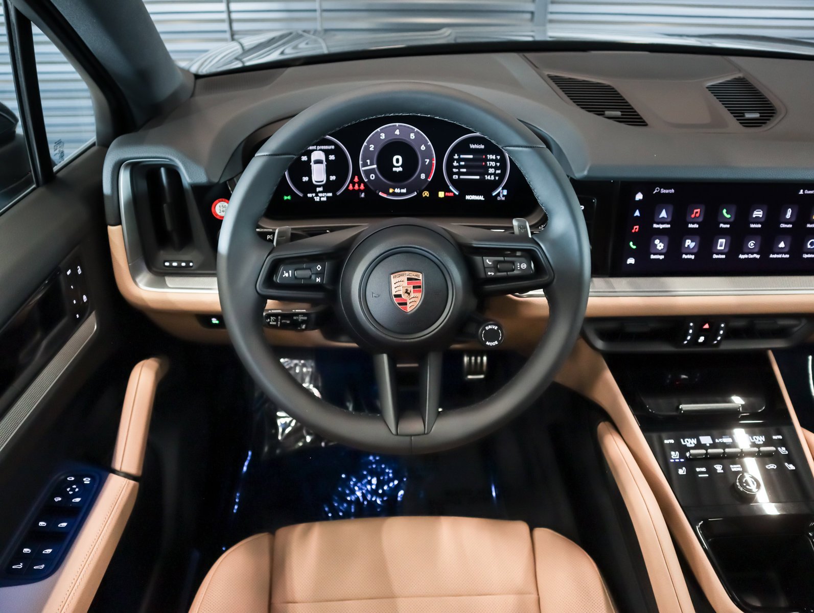 2025 Porsche Cayenne S - Photo 15
