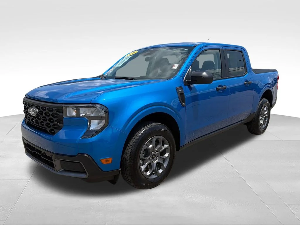 Used 2026 Blue Ford XLT image 3