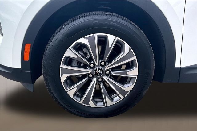 Used 2024 Summit White Buick Preferred image 6