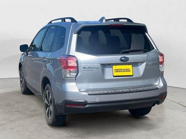 Used 2018 Ice Silver Metallic Subaru 2.5i Premium image 3