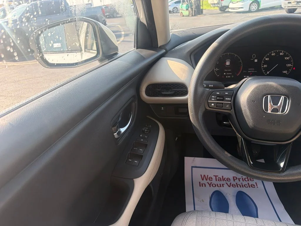 Certified Used 2024 White Honda LX image 18