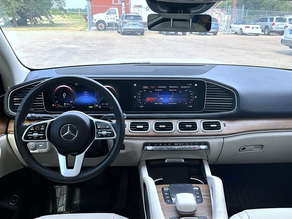 Used 2023 White Mercedes-Benz GLS 450 image 13
