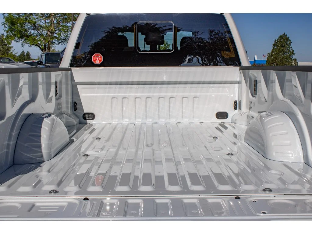New 2026 Star White Metallic Tri-Coat Ford LARIAT image 12