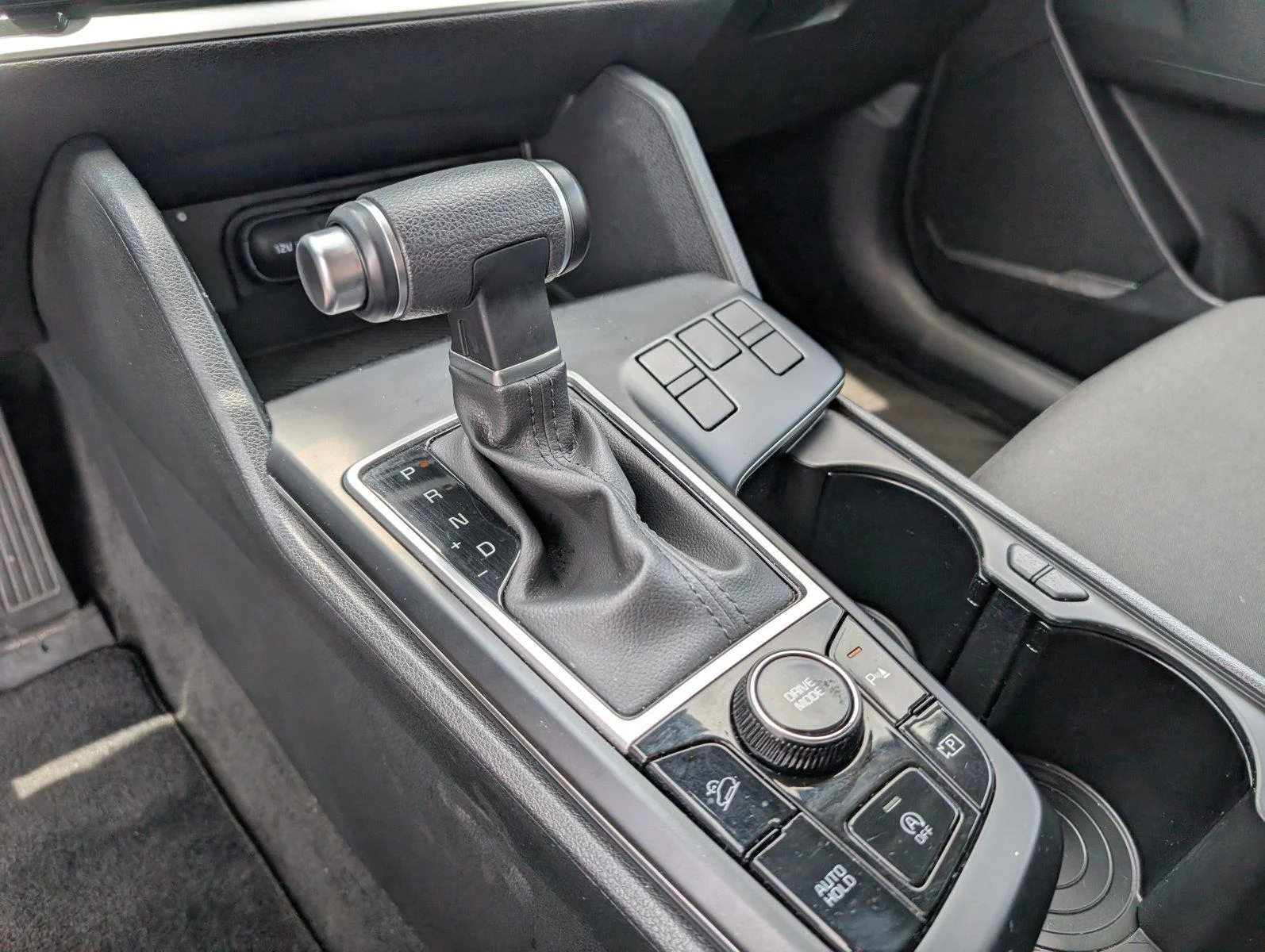 Used 2025 Steel Gray Kia LX image 63