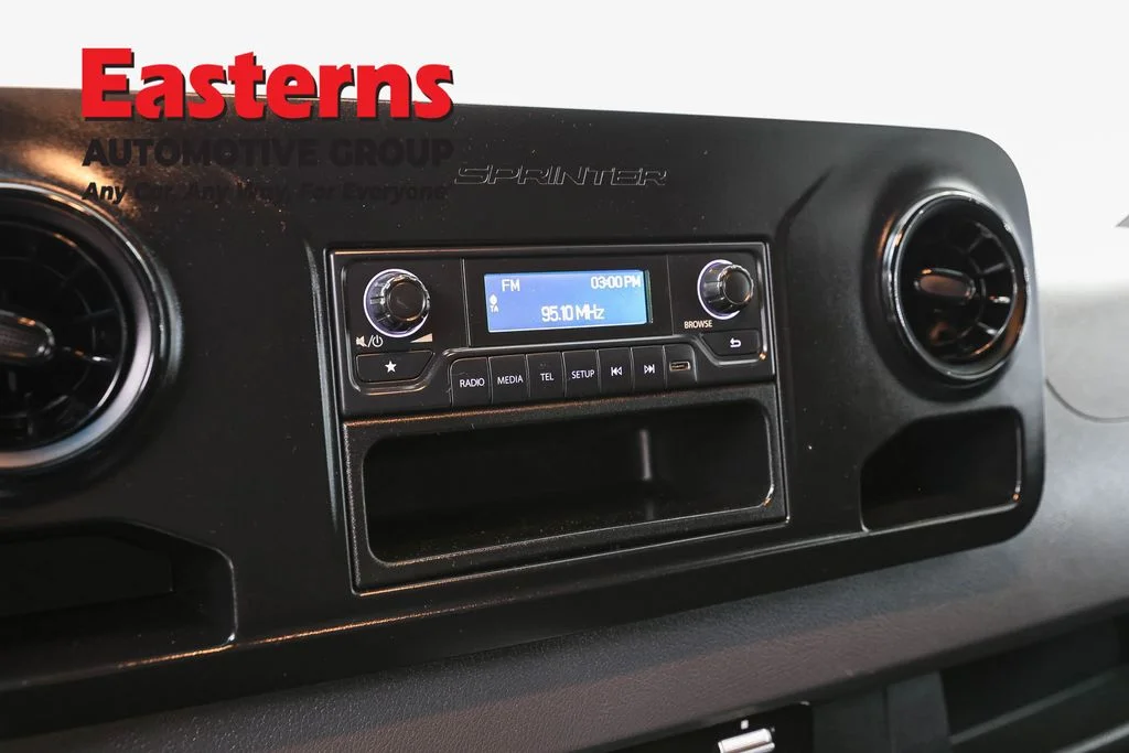 Used 2019 White Freightliner Base image 16