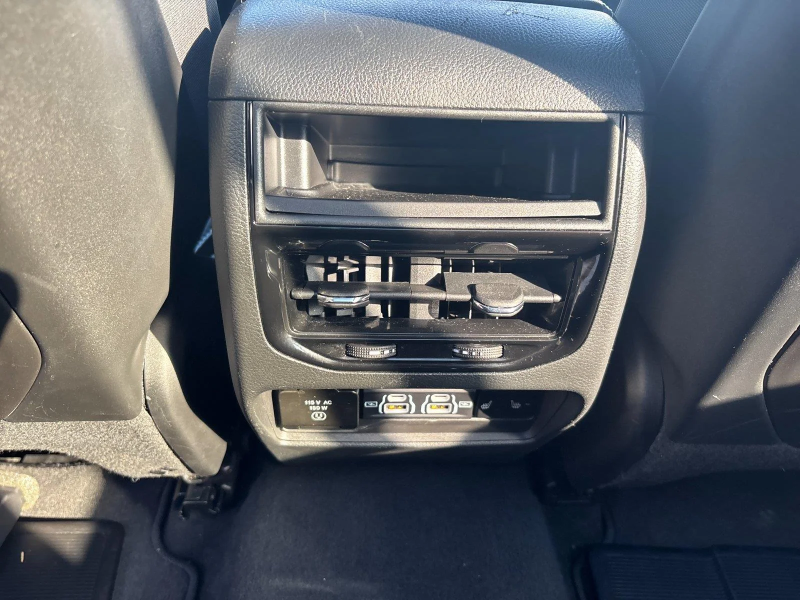 Used 2024 Bright White Clearcoat Jeep Limited image 34
