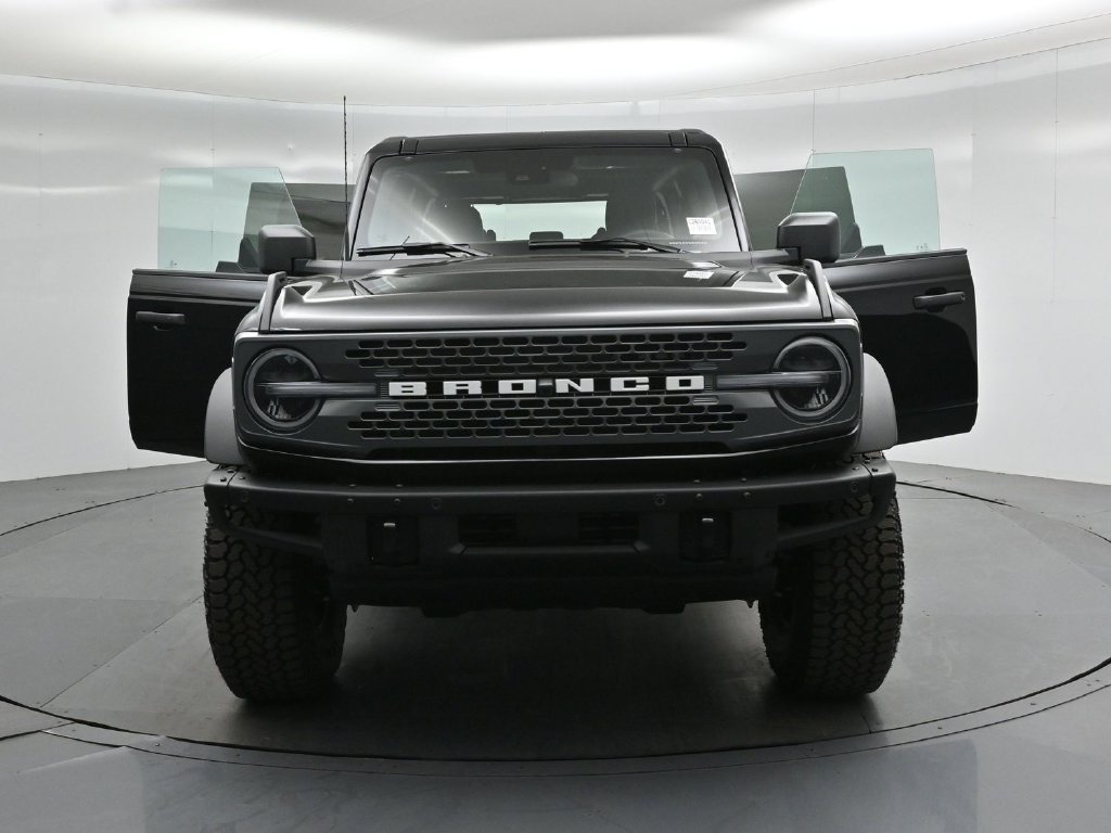 New 2026 Shadow Black Ford Badlands image 28
